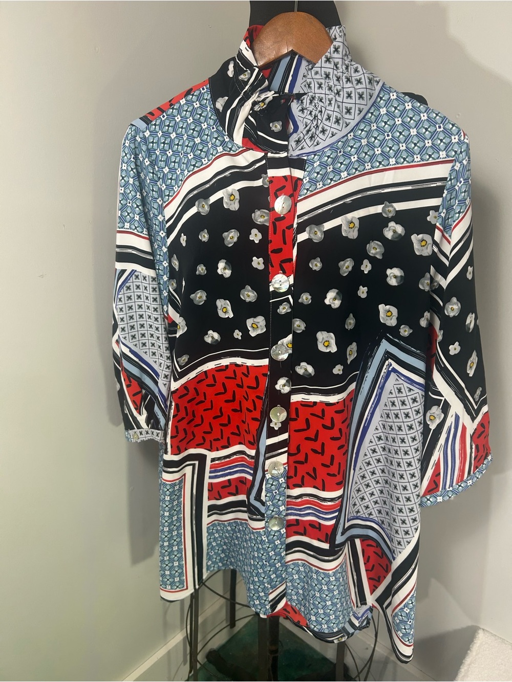 LIOR Paris Colorblock Floral Button-Up Blouse in Black, Red & Blue Swing Style